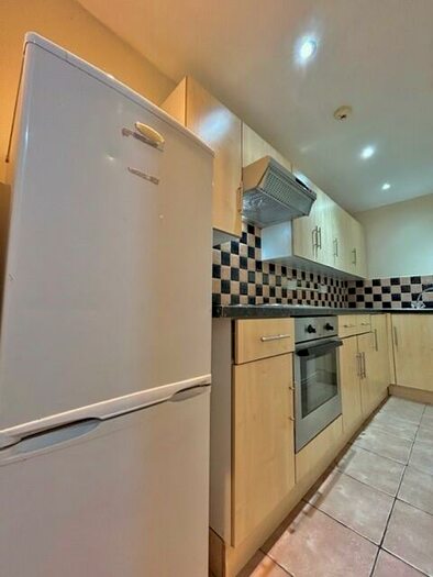1 Bedroom House Of Multiple Occupation To Rent In Glynrhondda Street, Cardiff(City), CF24