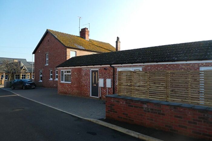 1 Bedroom Detached Bungalow To Rent In Abbey Road, Bourne, Lincolnshire, PE10