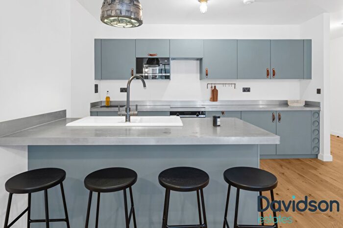 2 Bedroom Flat To Rent In Derwent House, Livery Street, Birmingham, B3