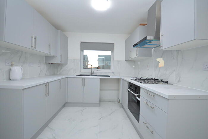 3 Bedroom House To Rent In St. Anthonys Road, Kettering, NN15