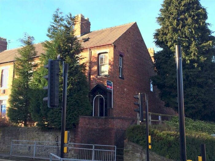 5 Bedroom Private Hall To Rent In Palatine View, Durham, DH1