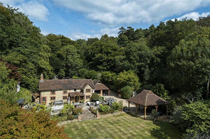 4 Bedroom Detached House For Sale In Horse Block Hollow, Cranleigh, Surrey, GU6