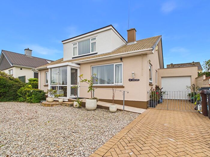 3 Bedroom Bungalow For Sale In Penware Parc, Camborne, TR14