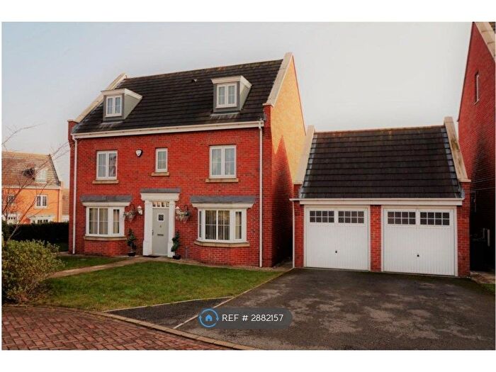 5 Bedroom Detached House To Rent In Twentyman Walk, Leeds, LS10