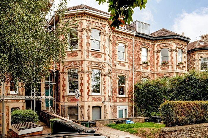 2 Bedroom Apartment For Sale In Meridian Road | Redland, BS6