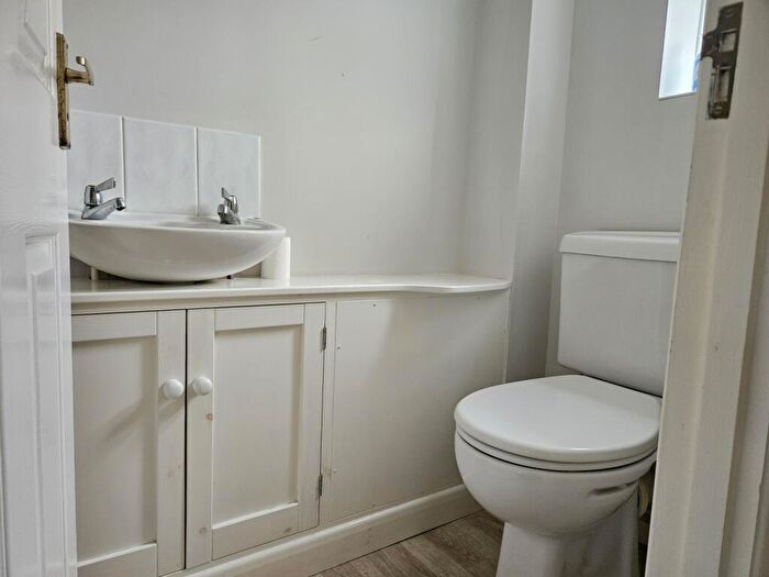 2 Bedroom End Of Terrace House To Rent In Barton Hill, Shaftesbury, Dorset, SP7