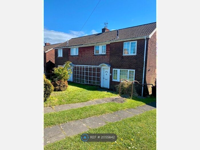 3 Bedroom Semi-Detached House To Rent In Willow Close, Flanderwell, Rotherham, S66