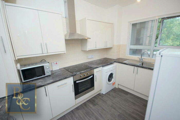 3 Bedroom Apartment To Rent In Goldington Street, London, NW1