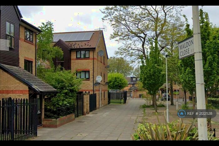 1 Bedroom Flat To Rent In Maldon Close, London, E15