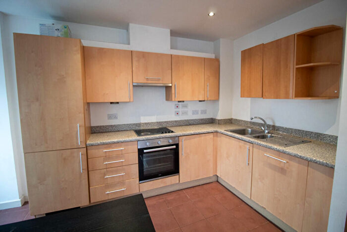 2 Bedroom Apartment To Rent In Queens Road, Nottingham, NG2