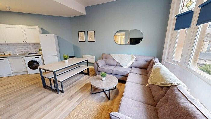 5 Bedroom Flat To Rent In Clare Street, BS1