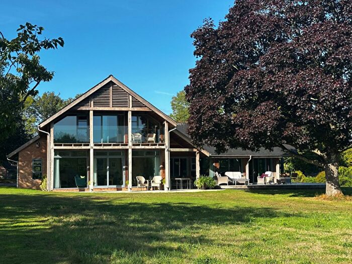 3 Bedroom Detached House For Sale In South End, Damerham, Fordingbridge, Hampshire, SP6