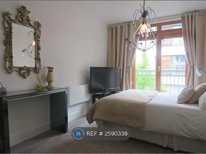 2 Bedroom Flat To Rent In Upper Marshall Street, Birmingham, B1
