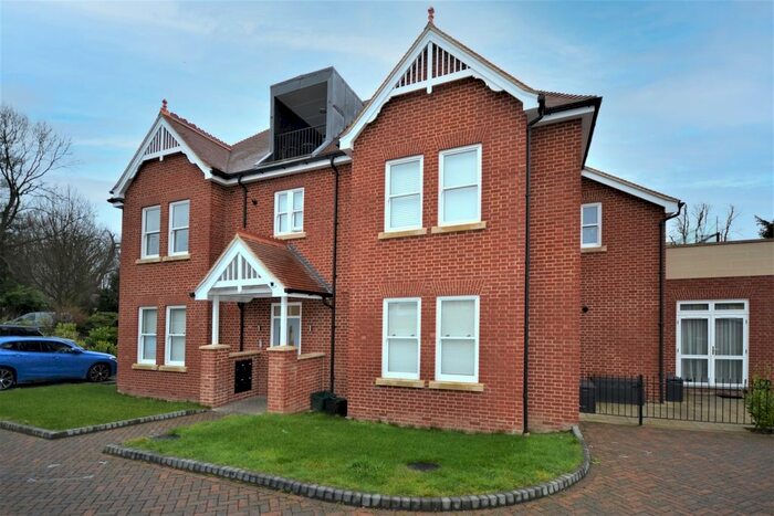 2 Bedroom Flat To Rent In Orchard Road, Bromley, BR1