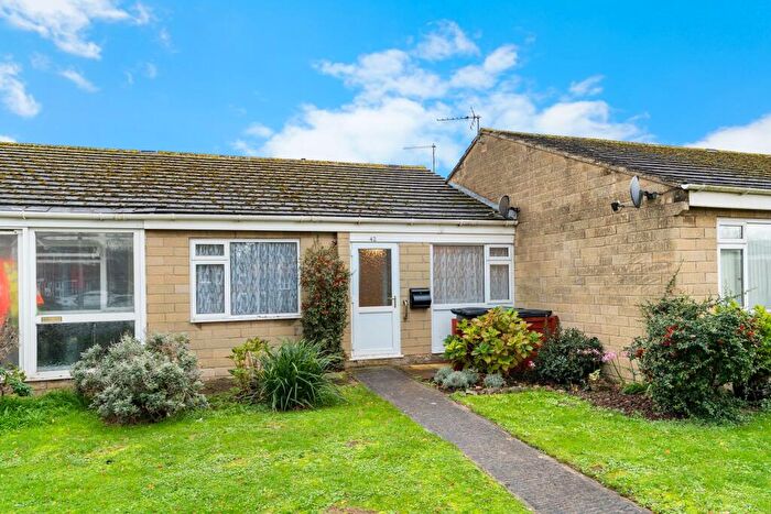 2 Bedroom Bungalow To Rent In Ladye Wake, Weston-super-Mare, BS22