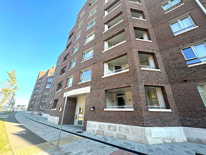1 Bedroom Flat To Rent In Greystone Mansions, Frogley Park, Barking Riverside, IG11