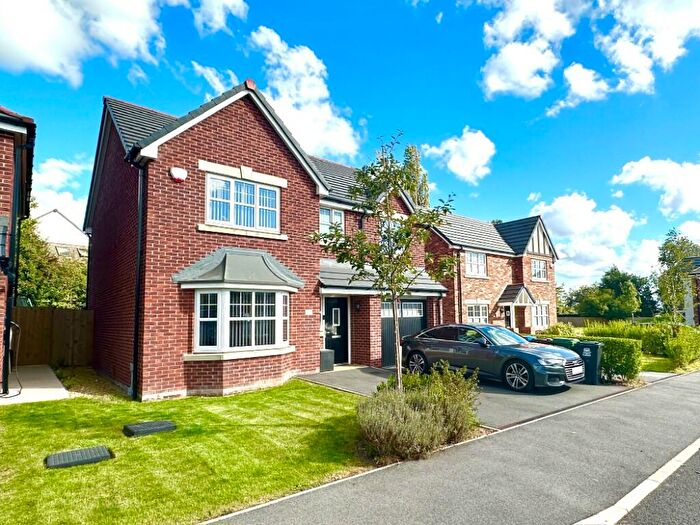 4 Bedroom Detached House For Sale In Dandelion Green, Worsley, M28