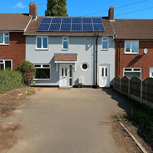 4 Bedroom Terraced House For Sale In Warner Road, Walsall, West Midlands, WS3