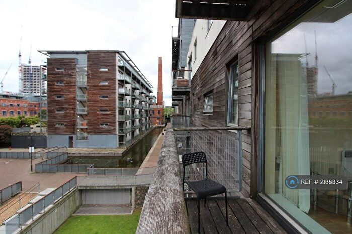 2 Bedroom Flat To Rent In Advent House, Manchester, M4