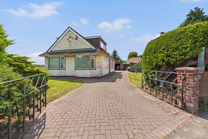 3 Bedroom Detached House For Sale In Fox Street, Colchester, CO7
