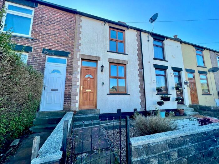 2 Bedroom Terraced House To Rent In Smith Road, Stocksbridge, Sheffield, S36