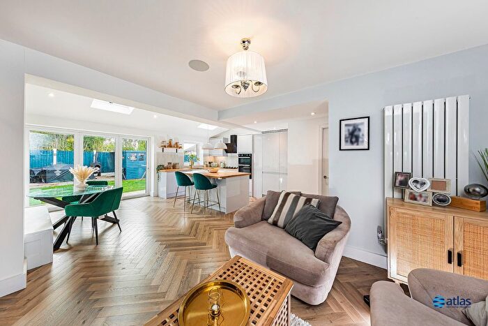 3 Bedroom Semi-Detached House For Sale In Redington Road, Allerton, L19