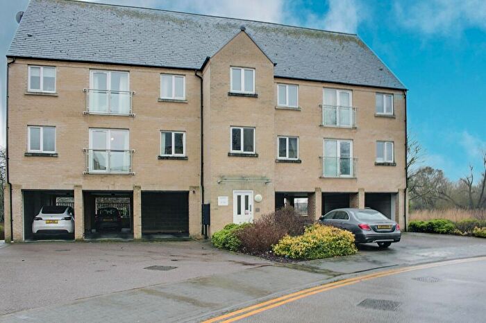 2 Bedroom Property To Rent In Skipper Way, Little Paxton, PE19