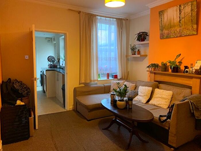 2 Bedroom Property To Rent In Ewart Road, Nottingham, NG7