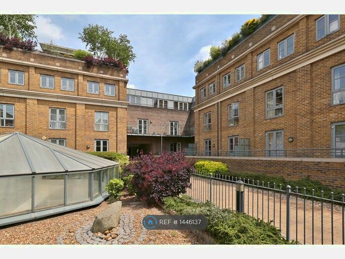 2 Bedroom Flat To Rent In Anderson Square, London, N1