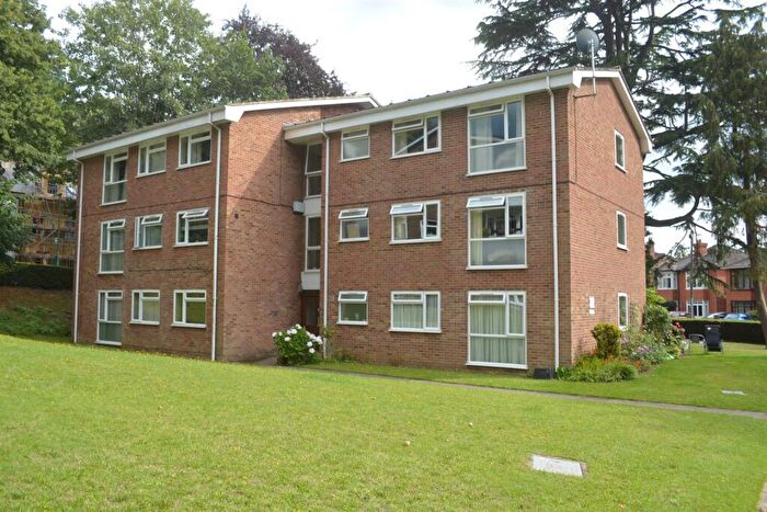 2 Bedroom Apartment To Rent In Bedroom Apartment St Floor In Godalming, GU7