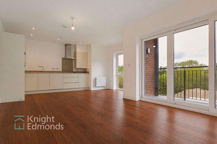 2 Bedroom Flat To Rent In Hopground Court, Mill Lane, Maidstone Kent, ME14