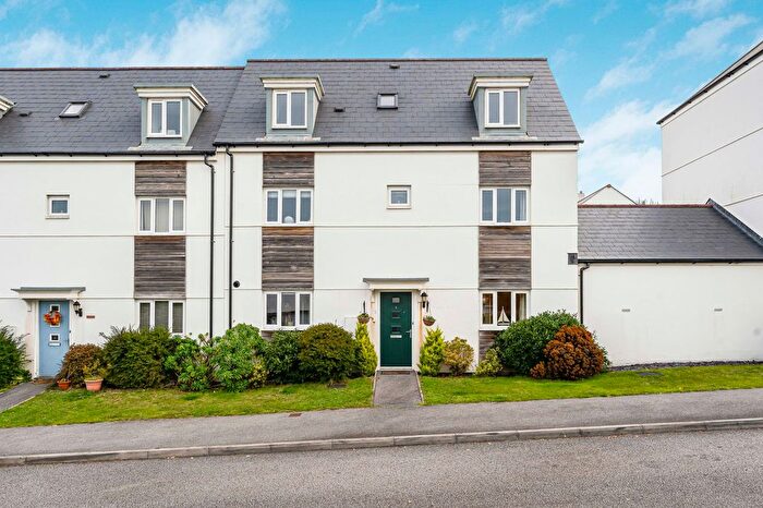 4 Bedroom Semi-detached House For Sale In Pellymounter Road, St. Austell, PL25