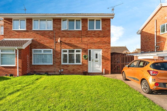 3 Bedroom Semi Detached House For Sale In Lon Cadfan, Prestatyn, Denbighshire, LL19
