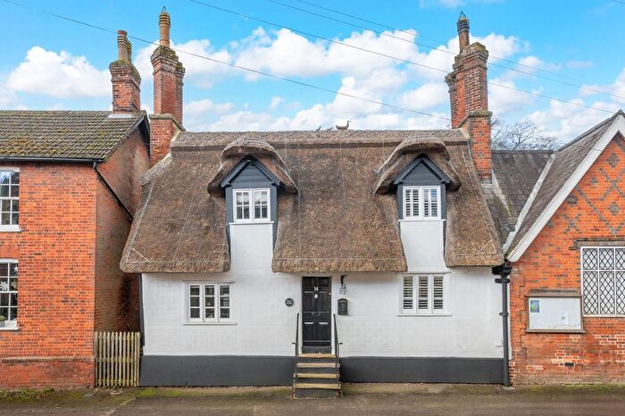 2 Bedroom Cottage For Sale In High Street, Barkway, SG8