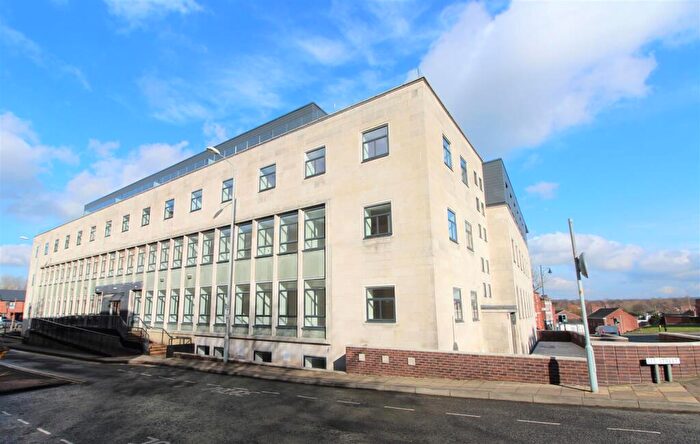 1 Bedroom Apartment For Sale In Dorchester Apartments, Stockport, SK1
