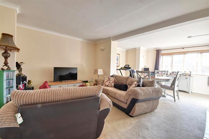 2 Bedroom Flat For Sale In Lydd Road, Camber, Rye, TN31