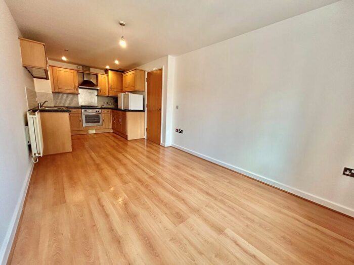 1 Bedroom Apartment To Rent In Cranbrook Street, Nottingham, NG1
