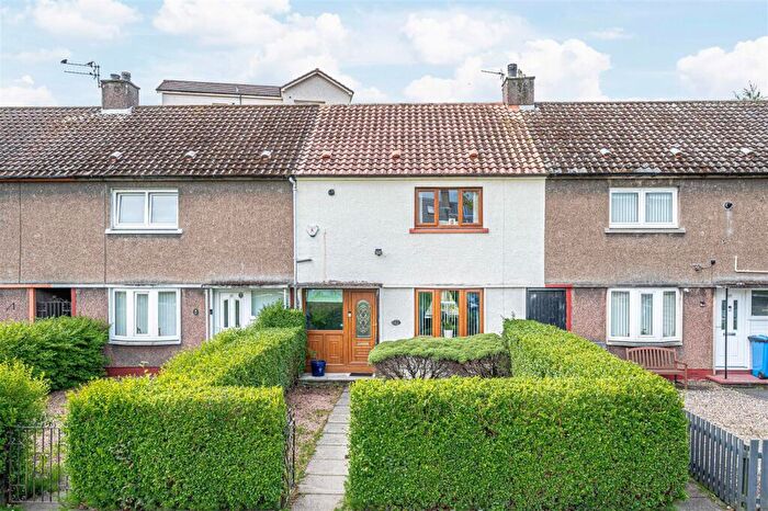 2 Bedroom Terraced House For Sale In Park Road, Rosyth, KY11