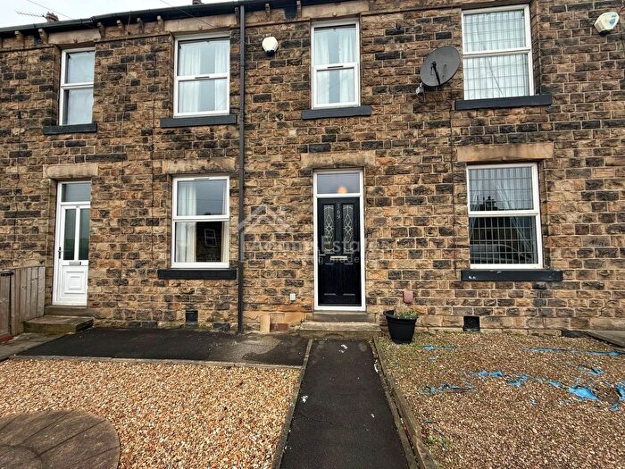3 Bedroom Terraced House To Rent In Leeds Road, Dewsbury, WF12