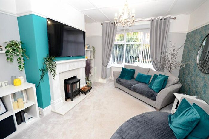 2 Bedroom Semi-Detached House For Sale In Grange Terrace, Gateshead, NE9