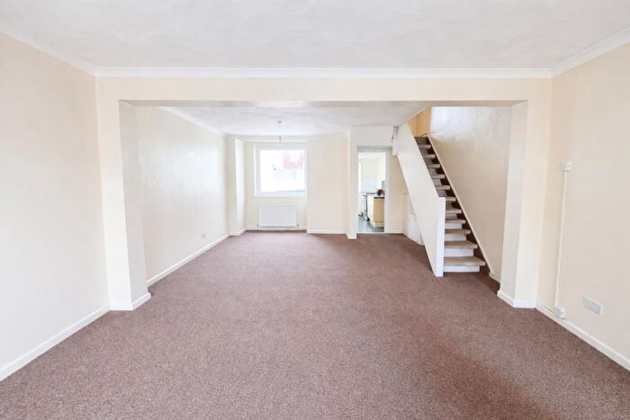 3 Bedroom Terraced House For Sale In Victoria Street, Gosport, PO12