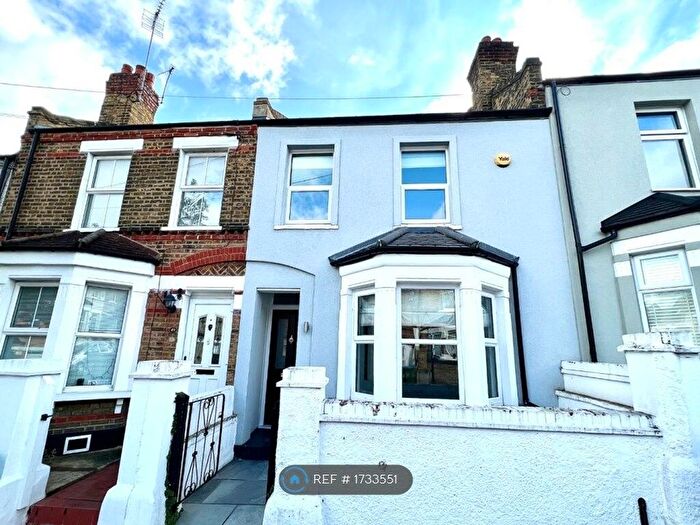 2 Bedroom Terraced House To Rent In Miriam Road, London, SE18