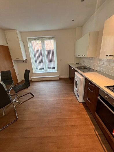 3 Bedroom Terraced House To Rent In Greenwood Terrace, Salford, M5