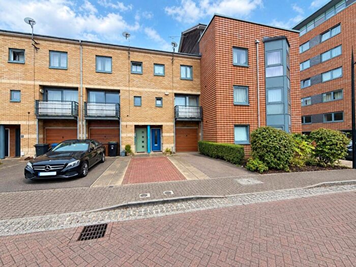 3 Bedroom Town House For Sale In Maude Street, Ipswich, IP3