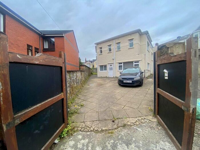 1 Bedroom Flat To Rent In Off Hawthorne Avenue, Uplands, Swansea, SA2