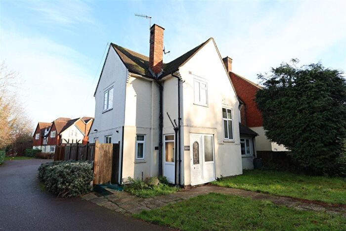 3 Bedroom Detached House To Rent In High Street, Seal, TN15