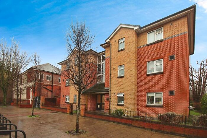 1 Bedroom Flat For Sale In Plumstead High Street, Plumstead, SE18