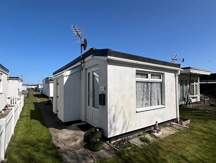 1 Bedroom Detached Bungalow For Sale In Nd Street, Sutton-On-Sea, LN12