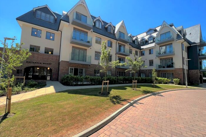 2 Bedroom Apartment To Rent In Woking, GU21