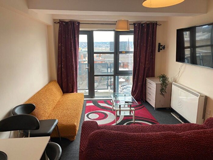 2 Bedroom Apartment To Rent In West Street, Sheffield, S1